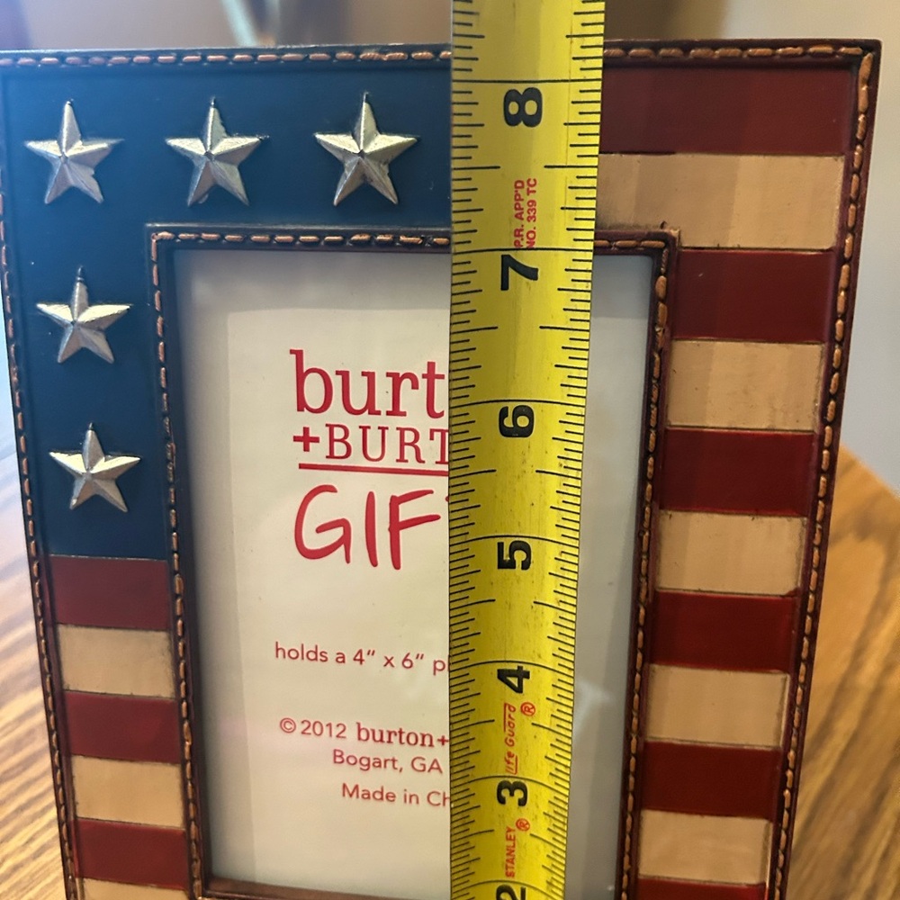 Picture frame
patriotic americana photo
stars & stripes
burton & burton - Picture 8 of 8